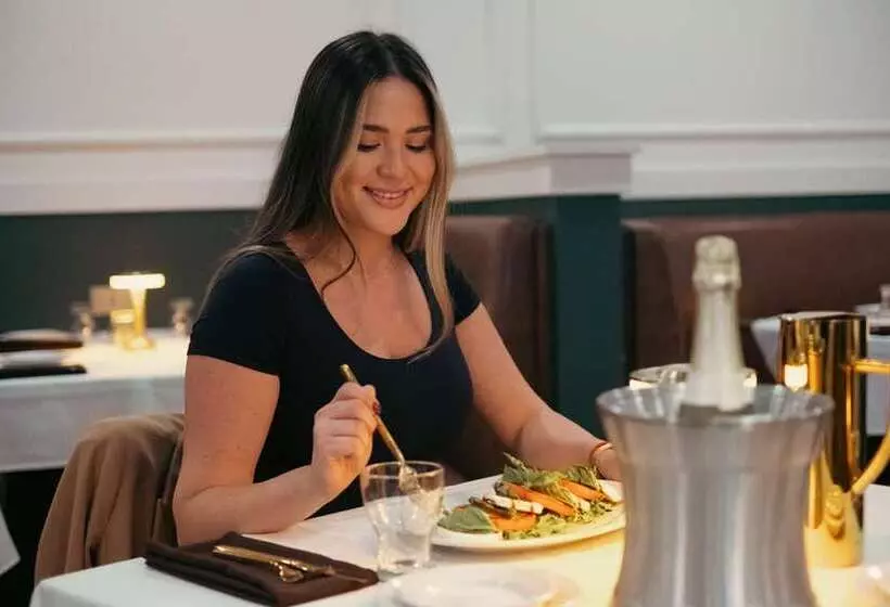 فندق Hilton Palm Beach Pbi