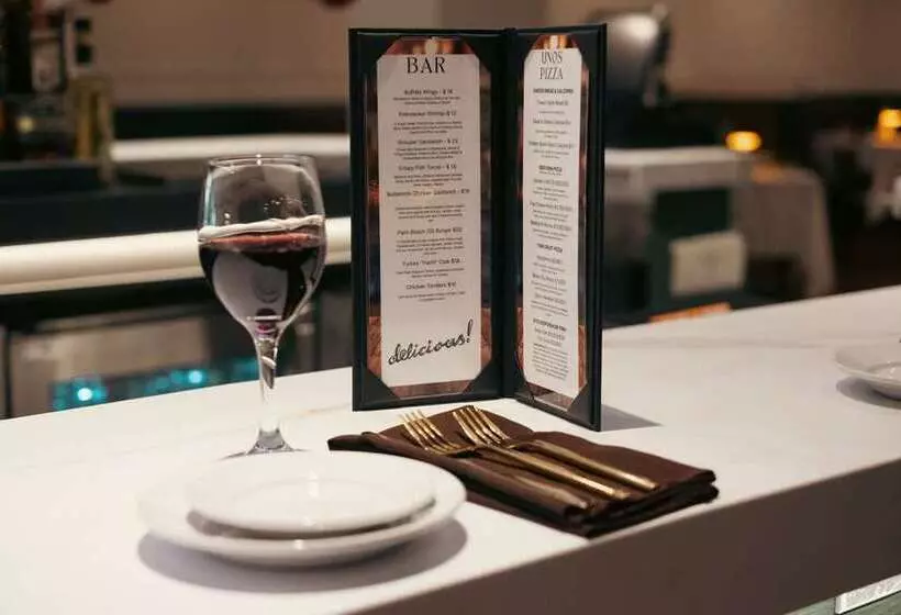 فندق Hilton Palm Beach Pbi