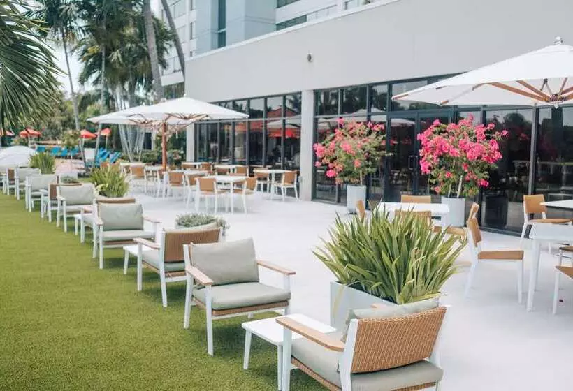 فندق Hilton Palm Beach Pbi