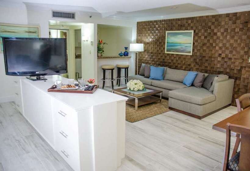 בית מלון כפרי Hilton Palm Beach Pbi