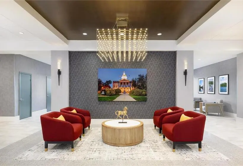 ホテル Holiday Inn Concord Downtown, An Ihg