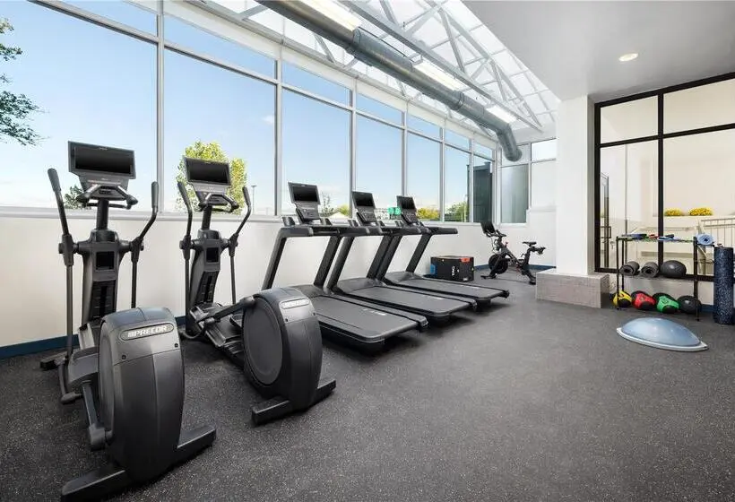 ホテル Holiday Inn Concord Downtown, An Ihg