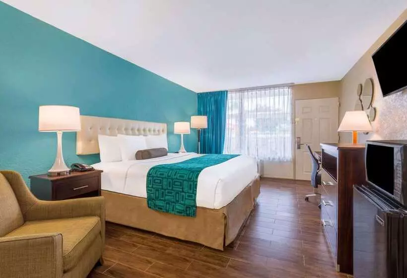 Hotel Howard Johnson By Wyndham Lakeland