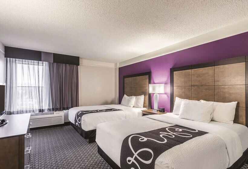 فندق La Quinta By Wyndham Cincinnati Sharonville