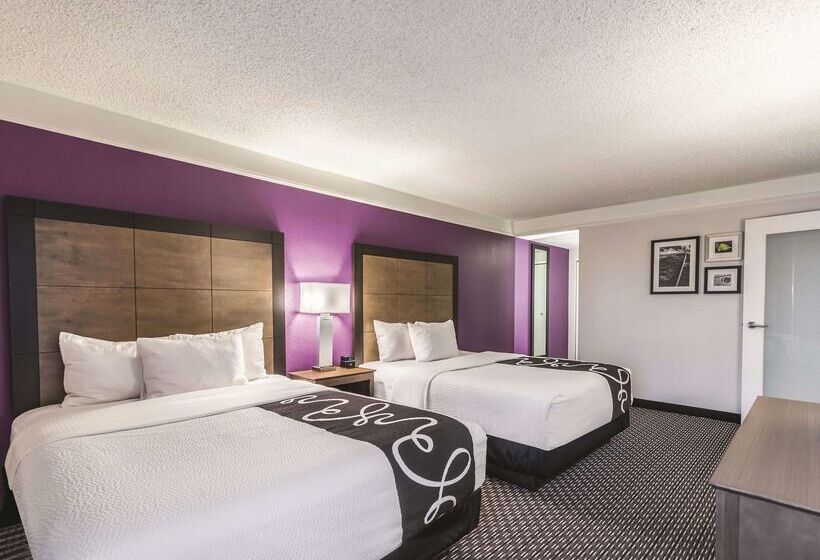 فندق La Quinta By Wyndham Cincinnati Sharonville