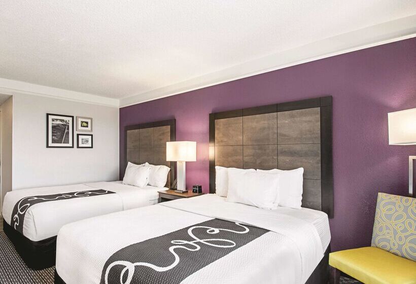 فندق La Quinta By Wyndham Cincinnati Sharonville