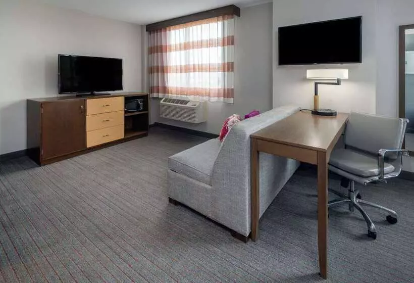 בית מלון כפרי Hilton Garden Inn Los Angeles Airport