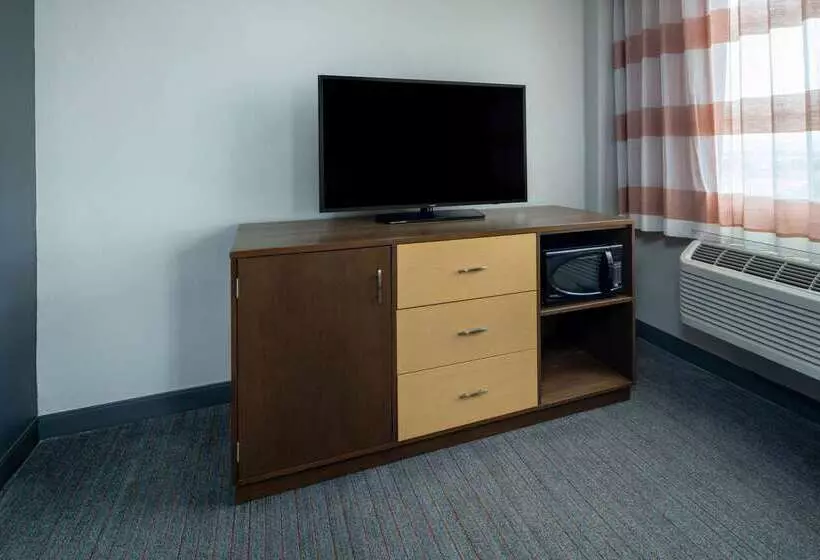 בית מלון כפרי Hilton Garden Inn Los Angeles Airport