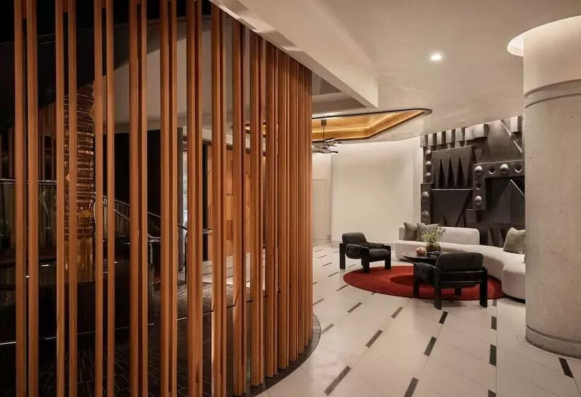 فندق The Jay, Autograph Collection