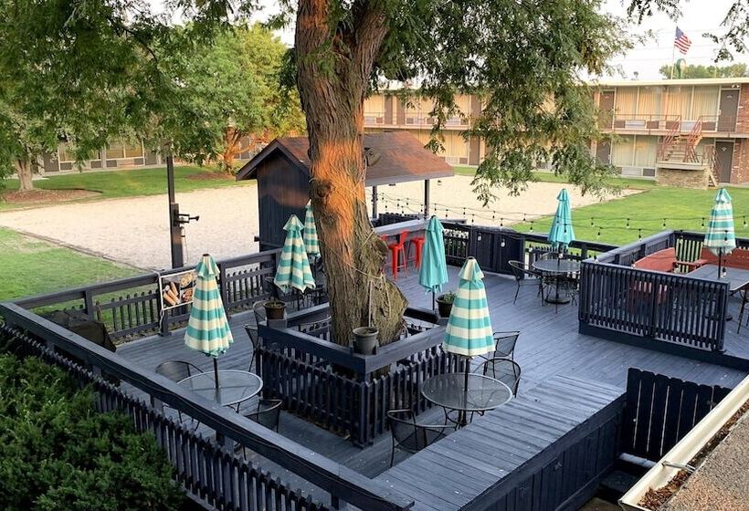 هتل Norfolk Country Inn And Suites