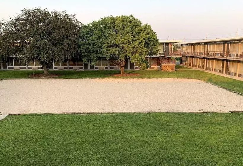 בית מלון כפרי Norfolk Country Inn And Suites