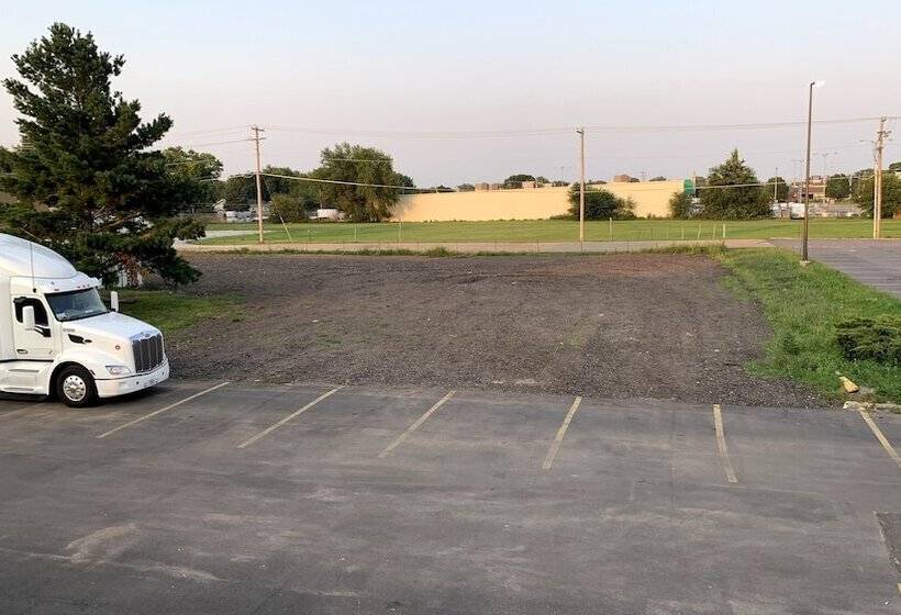 هتل Norfolk Country Inn And Suites