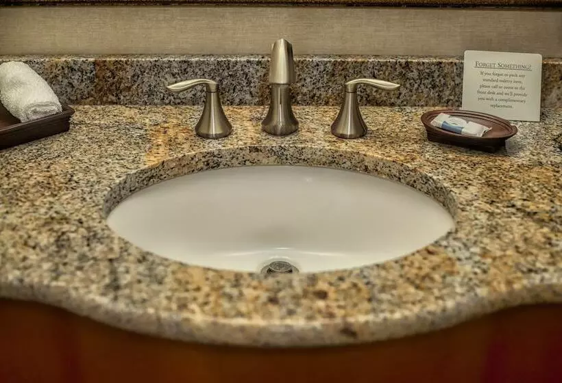 בית מלון כפרי Norfolk Country Inn And Suites