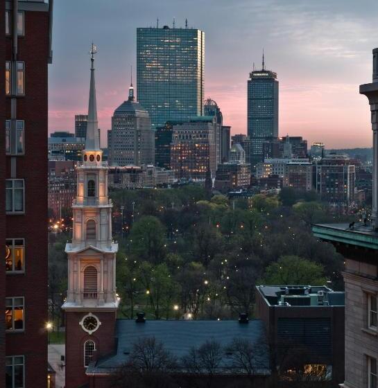 هتل Boston Omni Parker House