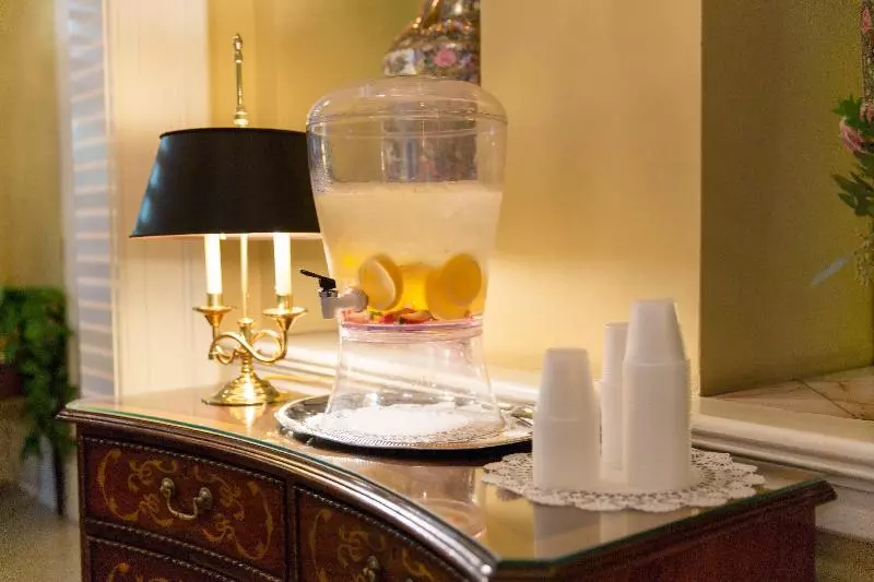 Szálloda Planters Inn On Reynolds Square