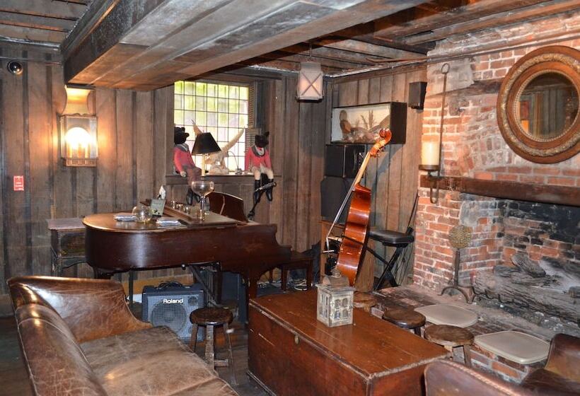 فندق Planters Inn On Reynolds Square