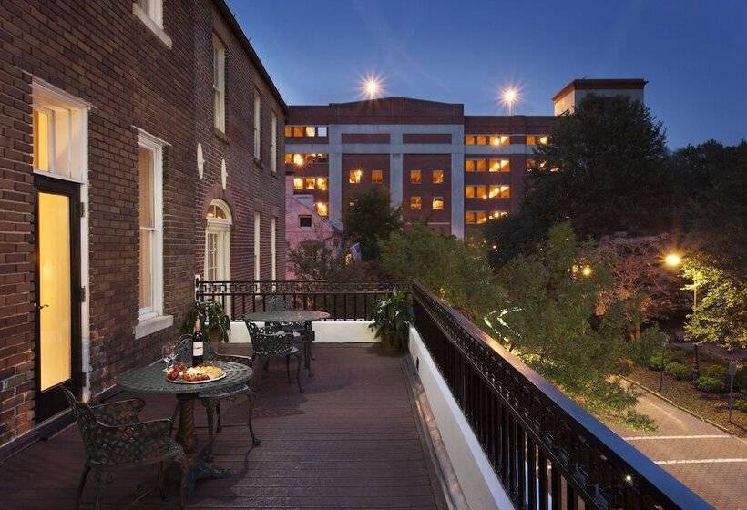 فندق Planters Inn On Reynolds Square