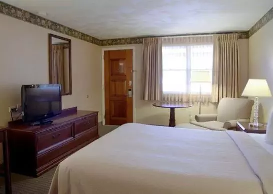 בית מלון כפרי Quality Inn Breeze Manor