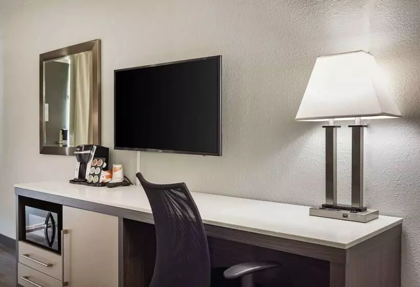 Szálloda Quality Inn & Suites