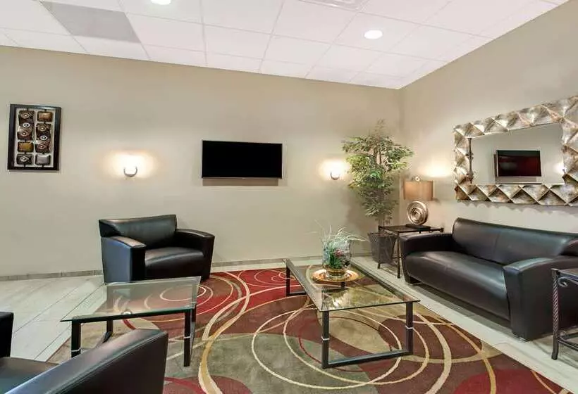 酒店 Quality Inn & Suites Columbus