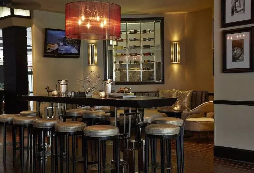 فندق Renaissance Orlando Airport