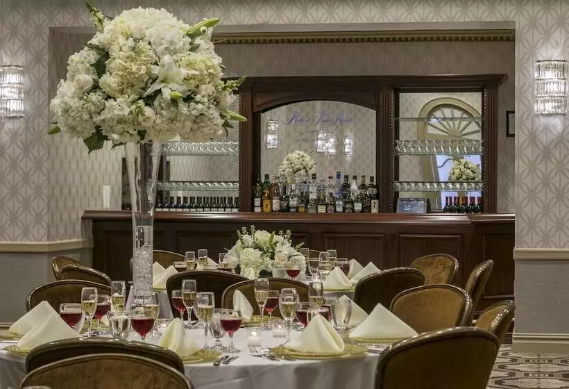 בית מלון כפרי Robert Treat