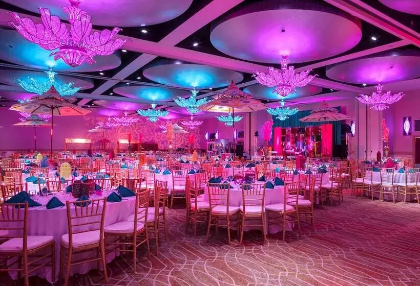 ホテル Robert Treat