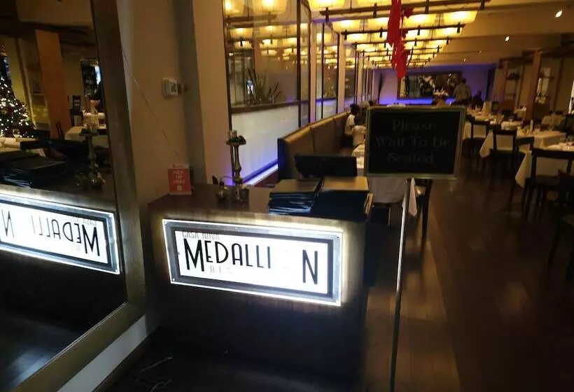 בית מלון כפרי Robert Treat