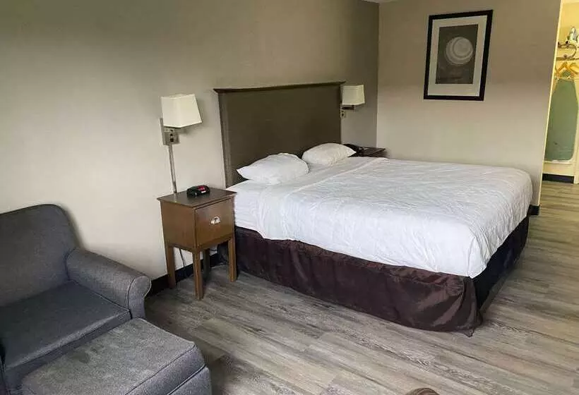 Motel 6 Rochester Airport