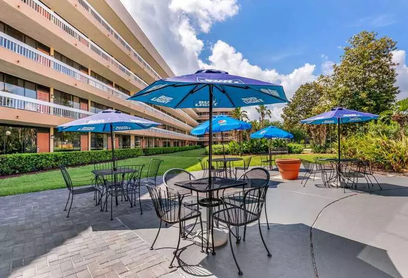 リゾートホテル Clarion Inn Orlando International Drive   Icon Park