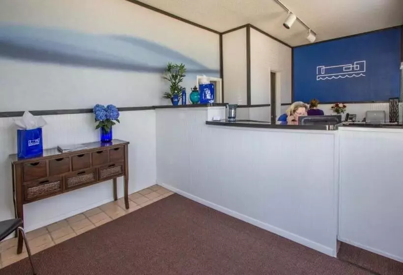 منتجع Montauk Blue