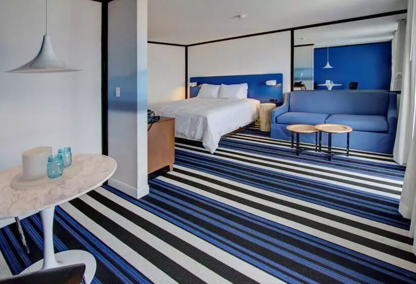 منتجع Montauk Blue