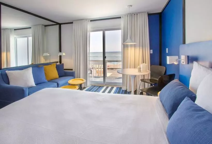 منتجع Montauk Blue