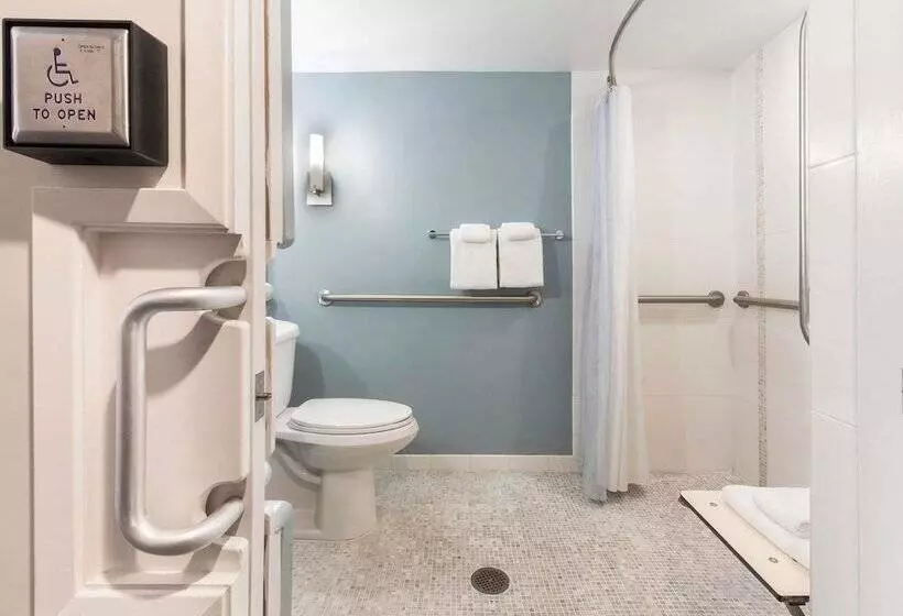 Ala Moana Hotel By Mantra