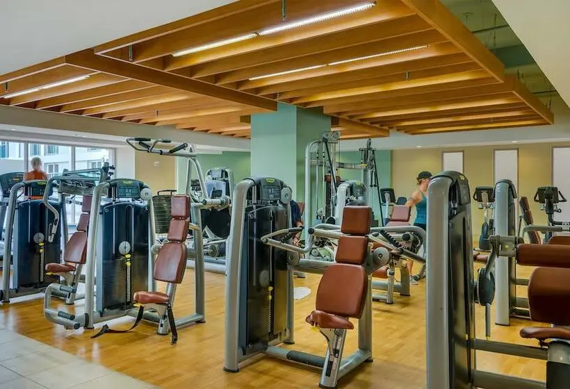 Ala Moana Hotel By Mantra