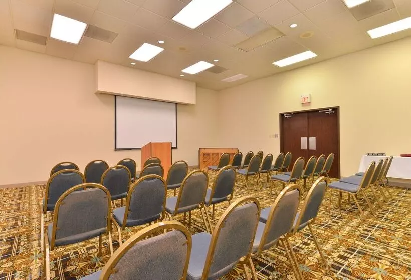 호텔 Americas Best Value Inn & Suites Victoria