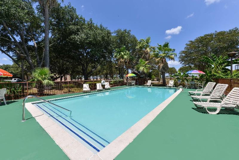 فندق Americas Best Value Inn & Suites Victoria