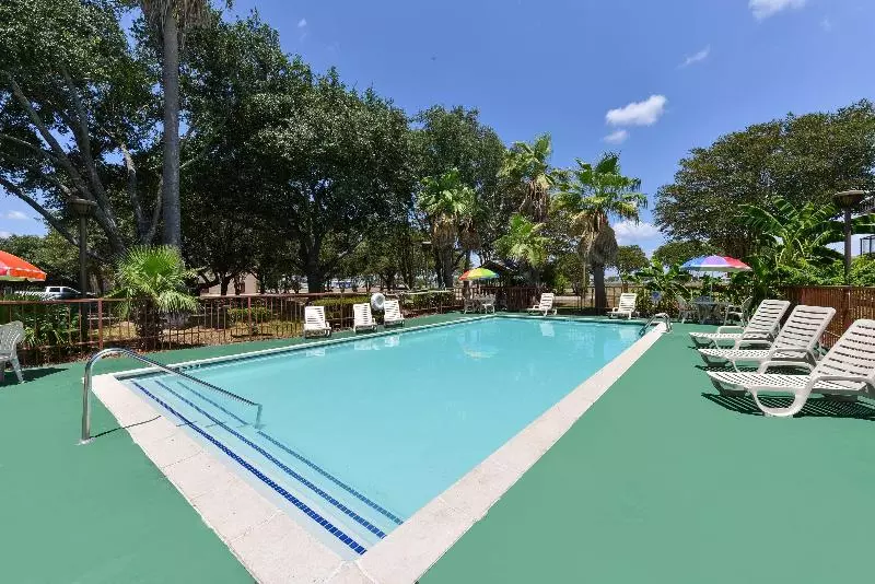 호텔 Americas Best Value Inn & Suites Victoria