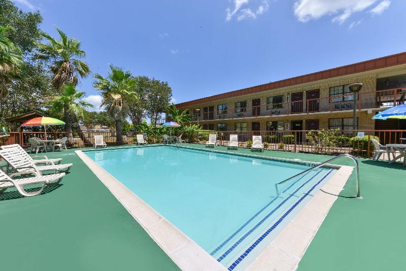 فندق Americas Best Value Inn & Suites Victoria