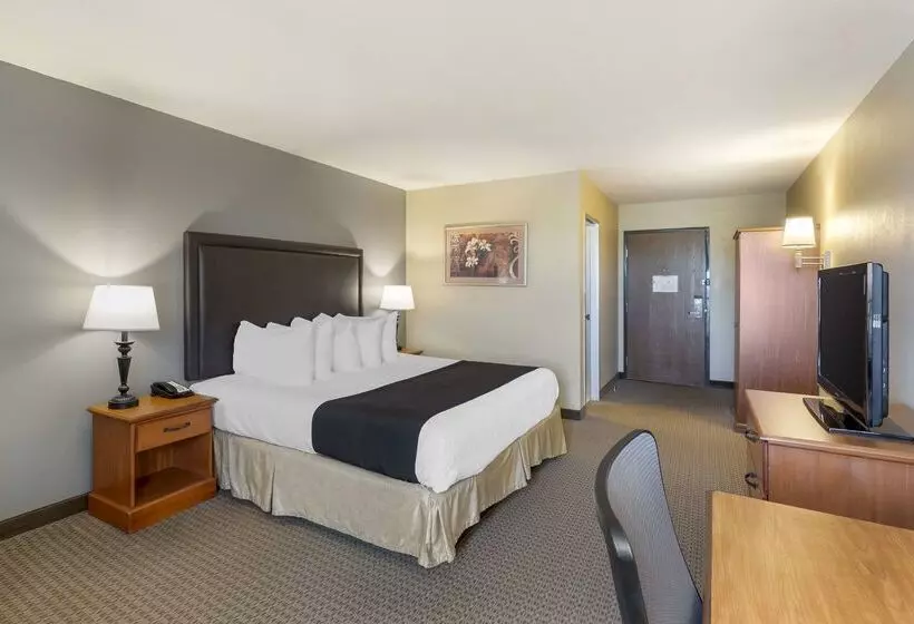 هتل Best Western Plus The Charles