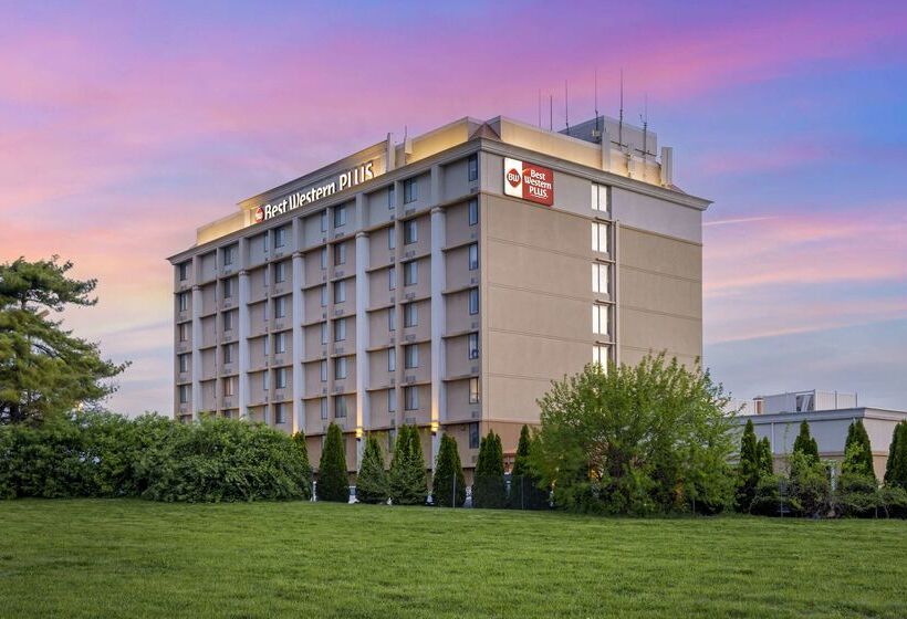 בית מלון כפרי Best Western Plus The Charles