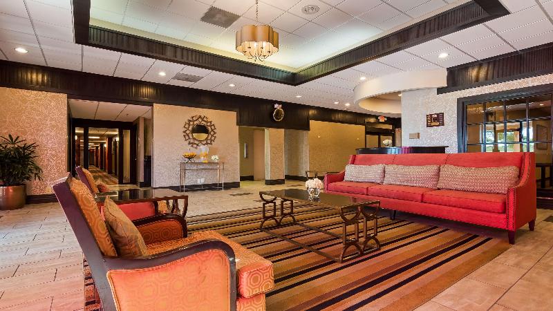 בית מלון כפרי Best Western Plus The Charles