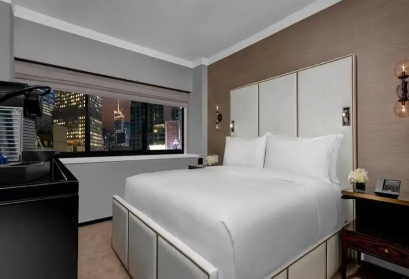 هتل Crowne Plaza Manhattan Times Square by IHG