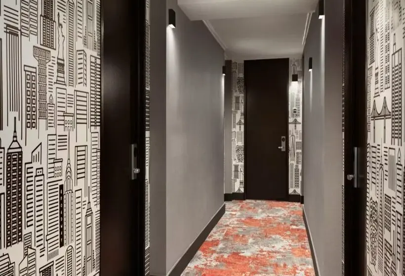 هتل Crowne Plaza Manhattan Times Square by IHG