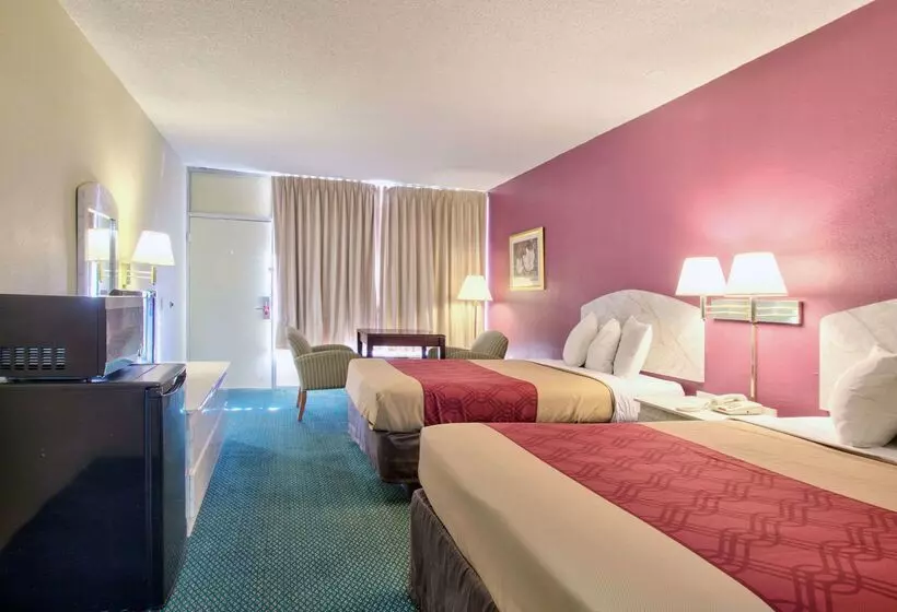 فندق Econo Lodge