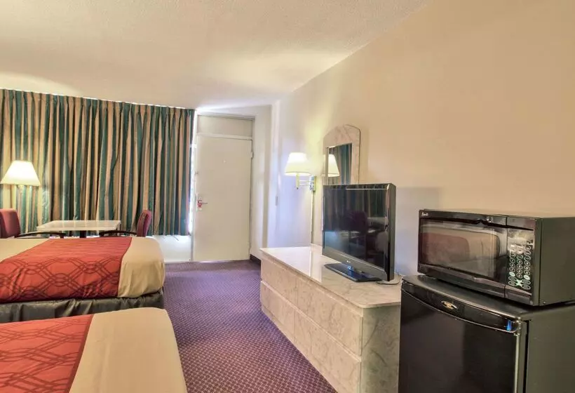 فندق Econo Lodge