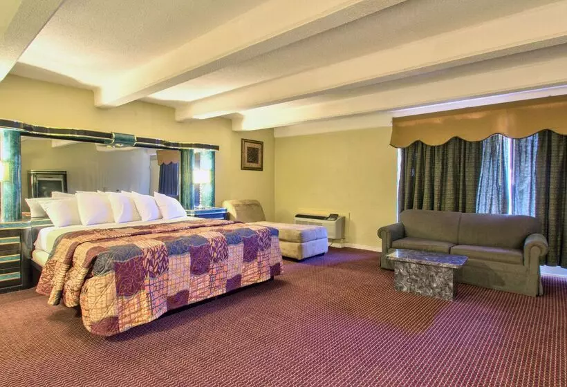 فندق Econo Lodge