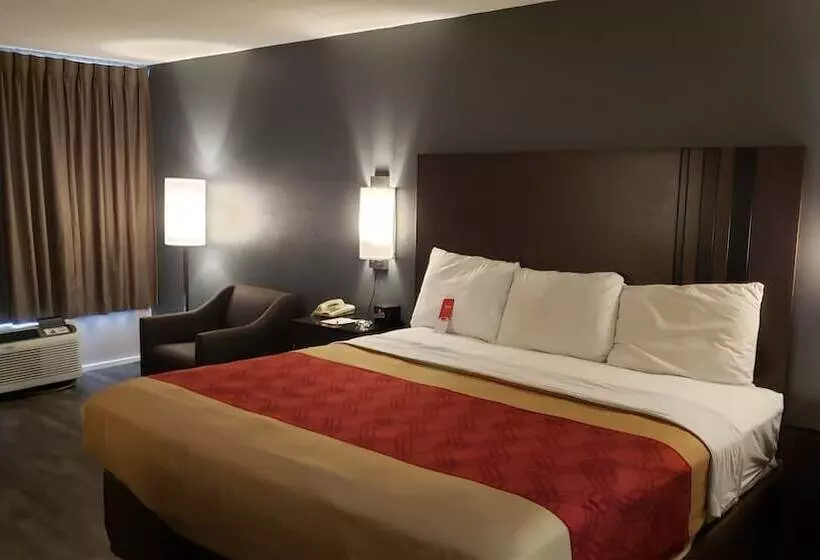 فندق Econo Lodge
