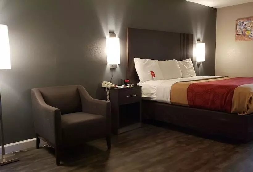 فندق Econo Lodge