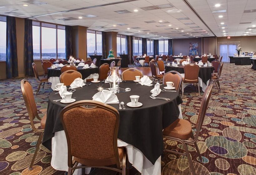 Holiday Inn Hotel & Suites Overland Park West, An Ihg